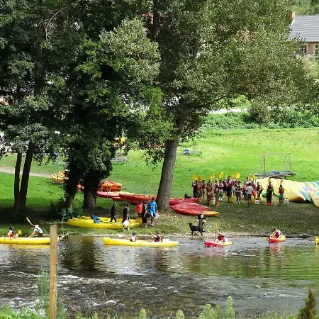 Dom wakacyjny Charming Holiday With Swimming Pool In Teilhet *